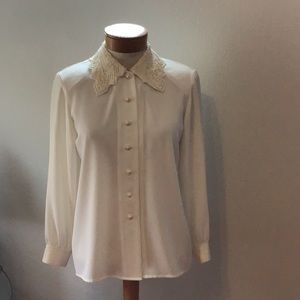 Beautiful vintage long sleeve white blouse.